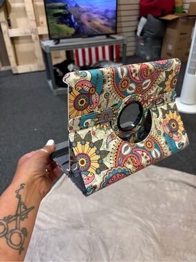 Colorful Paisley IPad/Tablet Stand Case